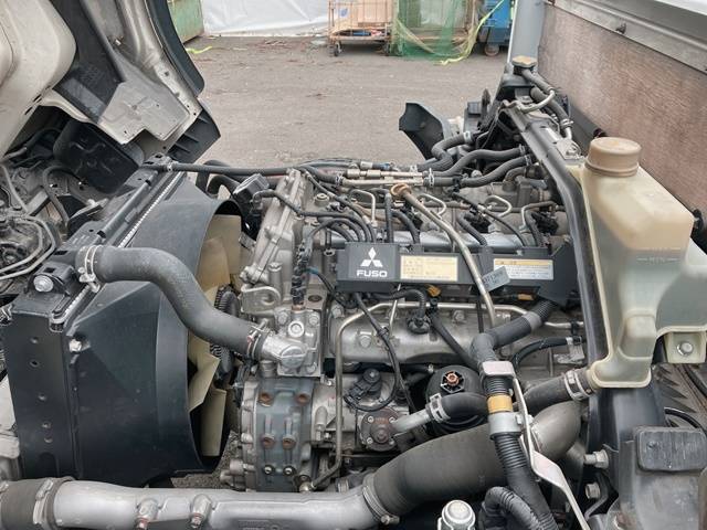 三菱ふそうキャンター平ボディ小型（2t・3t）[写真25]