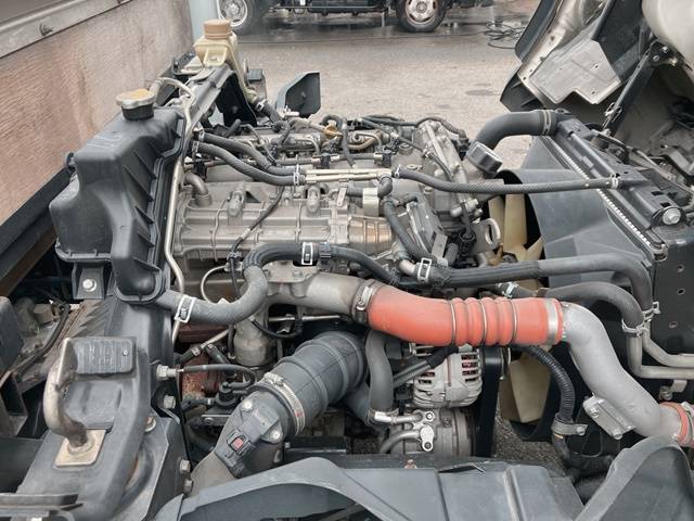 三菱ふそうキャンター平ボディ小型（2t・3t）[写真26]