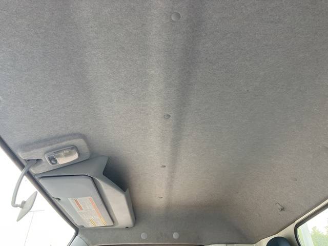 三菱ふそうキャンター平ボディ小型（2t・3t）[写真32]