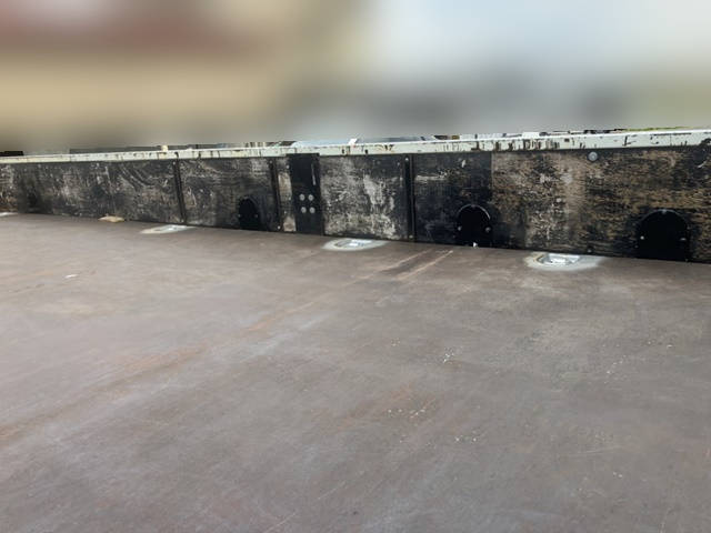 三菱ふそうキャンター平ボディ小型（2t・3t）[写真10]