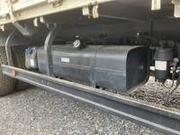 三菱ふそうキャンター平ボディ小型（2t・3t）[写真15]