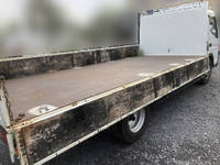 三菱ふそうキャンター平ボディ小型（2t・3t）[写真09]