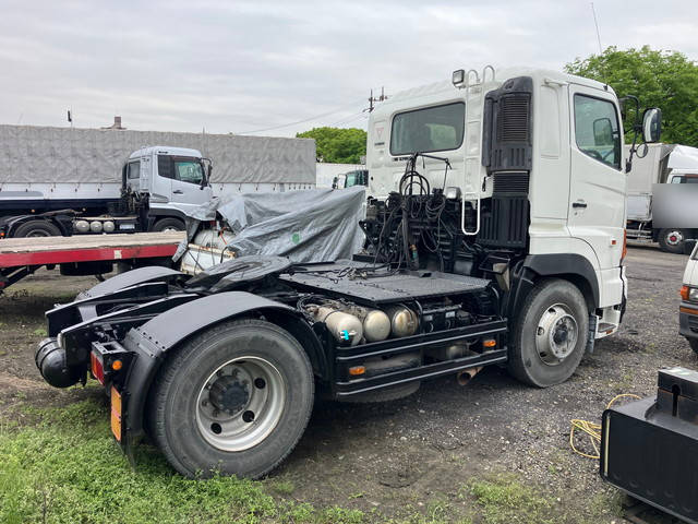 日野プロフィアトレーラーヘッド（トラクターヘッド）大型（10t）[写真02]