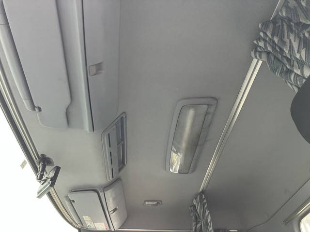 日野プロフィアトレーラーヘッド（トラクターヘッド）大型（10t）[写真21]