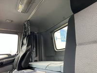 日野プロフィアトレーラーヘッド（トラクターヘッド）大型（10t）[写真22]