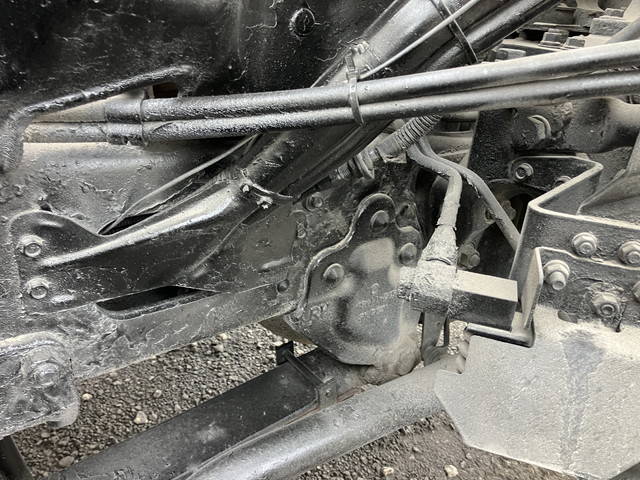 日野プロフィアトレーラーヘッド（トラクターヘッド）大型（10t）[写真35]