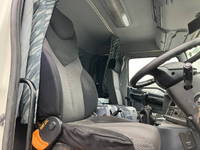 日野プロフィアトレーラーヘッド（トラクターヘッド）大型（10t）[写真08]