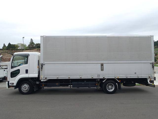 いすゞフォワードアルミウイング中型（4t）[写真06]