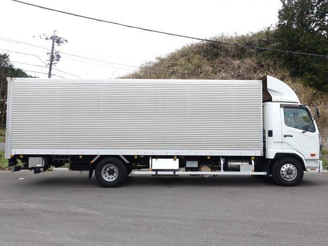 三菱ふそうファイターアルミバン中型（4t）[写真05]
