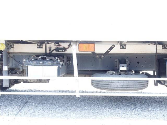 日野レンジャー冷凍車（冷蔵車）中型（4t）[写真16]