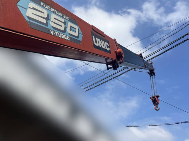 三菱ふそうキャンタークレーン4段小型（2t・3t）[写真14]