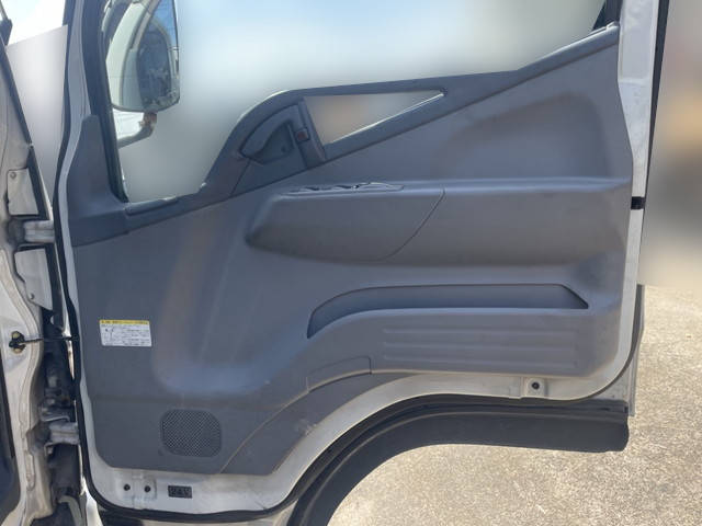 三菱ふそうキャンタークレーン4段小型（2t・3t）[写真24]