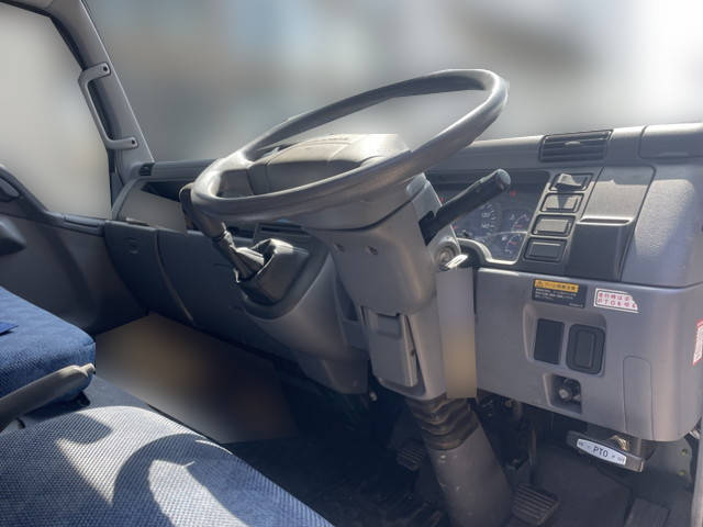 三菱ふそうキャンタークレーン4段小型（2t・3t）[写真26]