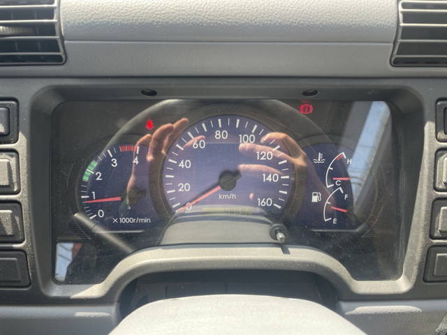 三菱ふそうキャンタークレーン4段小型（2t・3t）[写真29]