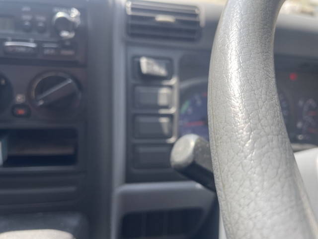 三菱ふそうキャンタークレーン4段小型（2t・3t）[写真33]