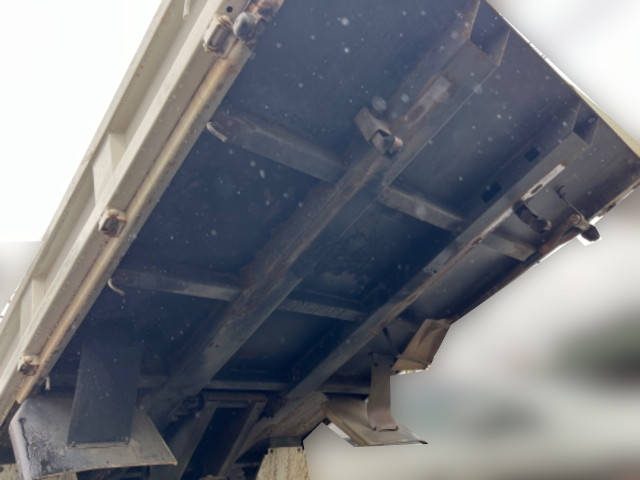 いすゞエルフダンプ小型（2t・3t）[写真08]