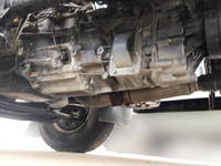 三菱ふそうキャンター平ボディ小型（2t・3t）[写真18]