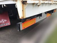 三菱ふそうキャンター平ボディ小型（2t・3t）[写真08]