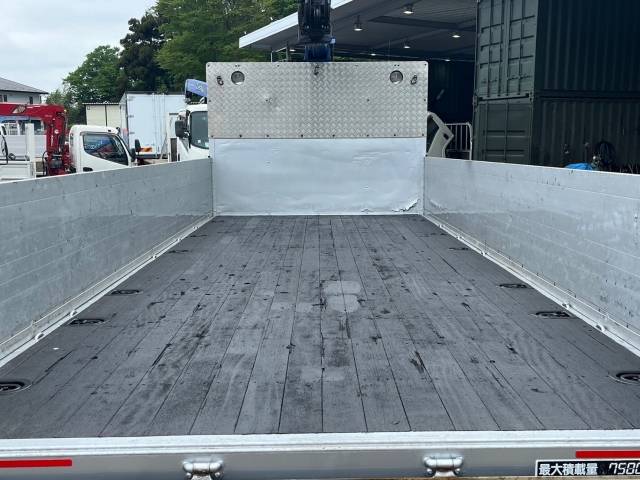 三菱ふそうファイタークレーン4段増トン（6t・8t）[写真12]