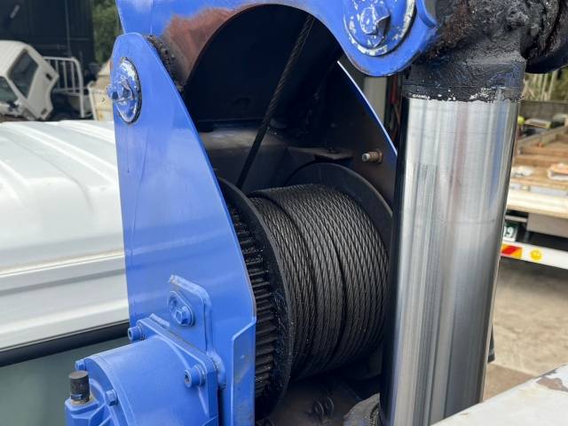 三菱ふそうファイタークレーン4段増トン（6t・8t）[写真14]