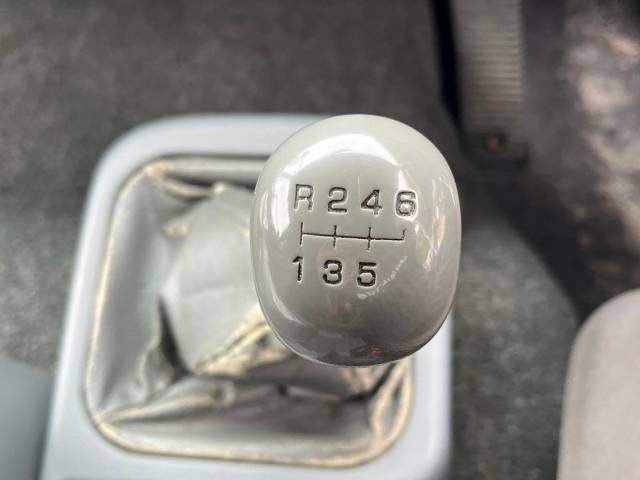 三菱ふそうファイタークレーン4段増トン（6t・8t）[写真27]