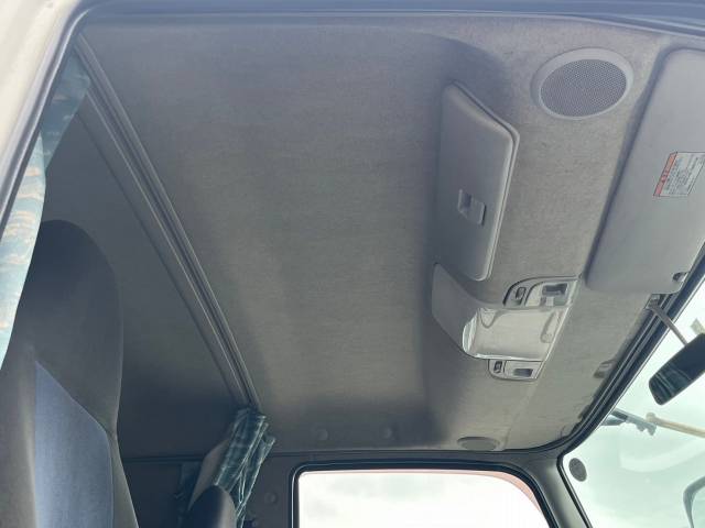 三菱ふそうファイタークレーン4段増トン（6t・8t）[写真30]