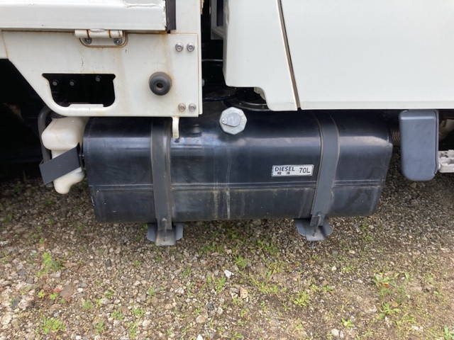 三菱ふそうキャンターダブルキャブ（Wキャブ）小型（2t・3t）[写真15]