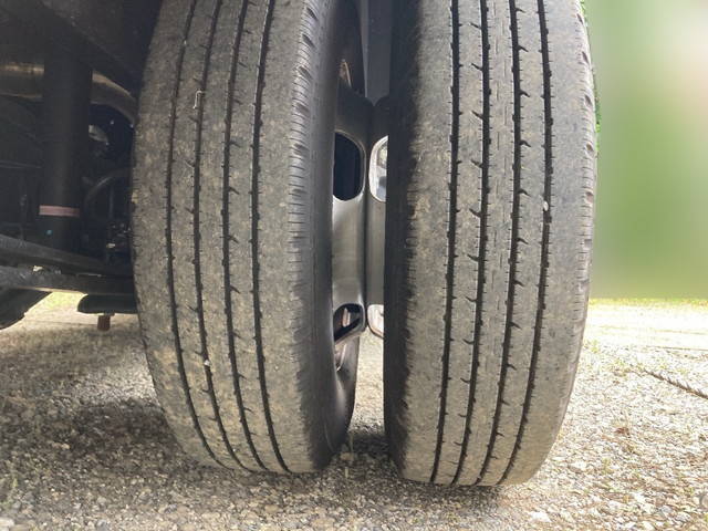 三菱ふそうキャンターダブルキャブ（Wキャブ）小型（2t・3t）[写真16]