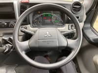 三菱ふそうキャンターダブルキャブ（Wキャブ）小型（2t・3t）[写真32]