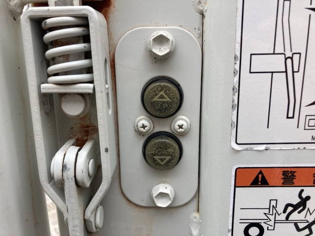 三菱ふそうキャンターダブルキャブ（Wキャブ）小型（2t・3t）[写真08]