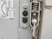 三菱ふそうキャンターダブルキャブ（Wキャブ）小型（2t・3t）[写真09]