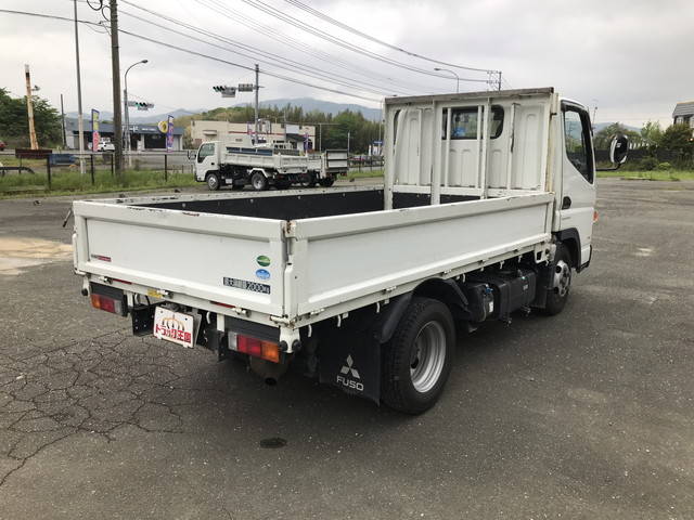 三菱ふそうキャンター平ボディ小型（2t・3t）[写真02]