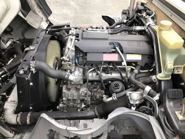 三菱ふそうキャンター平ボディ小型（2t・3t）[写真20]