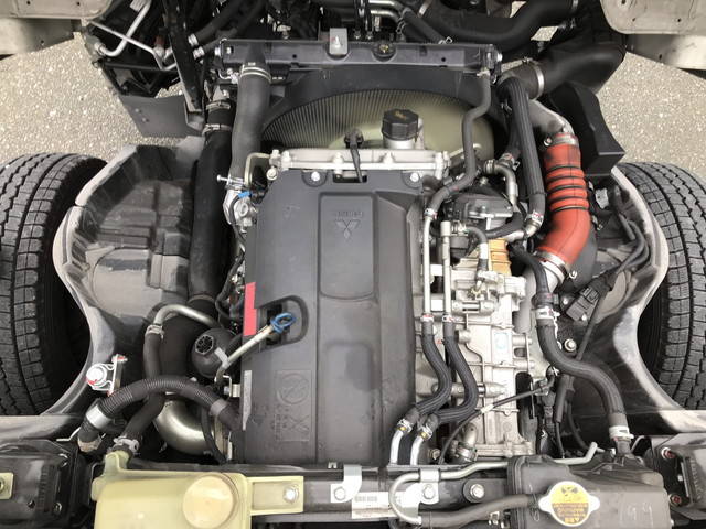 三菱ふそうキャンター平ボディ小型（2t・3t）[写真22]