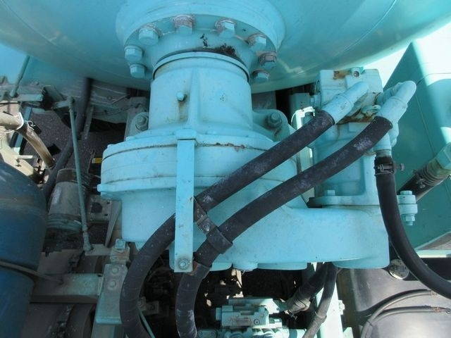 日野レンジャーミキサー車（コンクリートミキサー）増トン（6t・8t）[写真10]