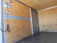 トヨタダイナアルミバン小型（2t・3t）[写真13]