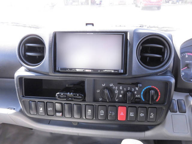 トヨタダイナアルミバン小型（2t・3t）[写真28]