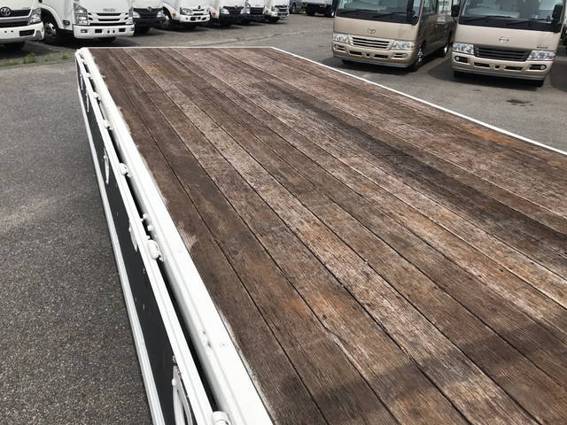 日野レンジャークレーン3段中型（4t）[写真10]