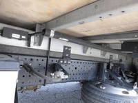 いすゞエルフアルミバン小型（2t・3t）[写真23]