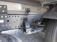 いすゞエルフアルミバン小型（2t・3t）[写真24]