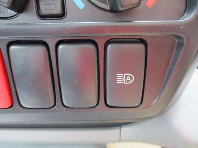 トヨタダイナ平ボディ小型（2t・3t）[写真17]