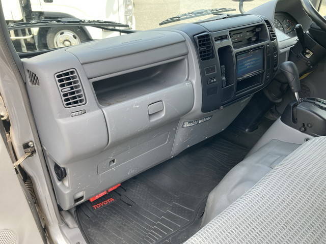 トヨタダイナ平ボディ小型（2t・3t）[写真32]