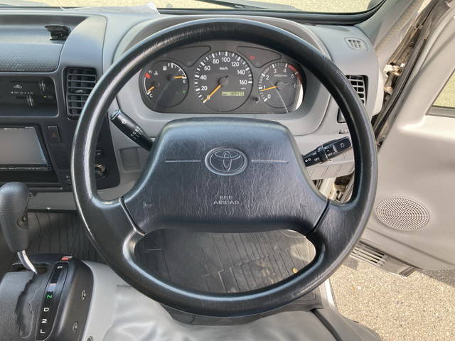 トヨタダイナ平ボディ小型（2t・3t）[写真34]