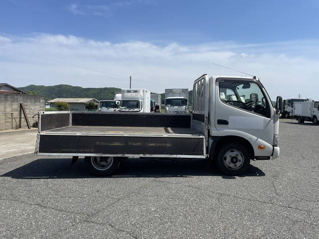 日野デュトロ平ボディ小型（2t・3t）[写真13]