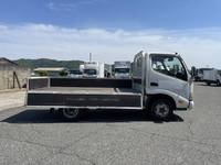 日野デュトロ平ボディ小型（2t・3t）[写真13]