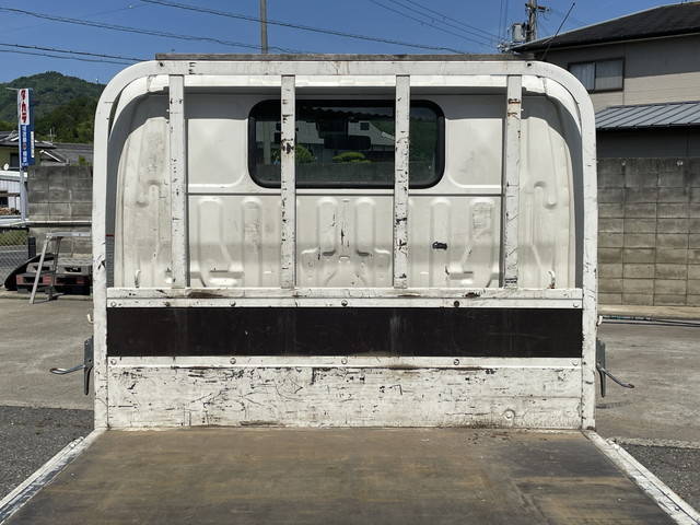 日野デュトロ平ボディ小型（2t・3t）[写真18]