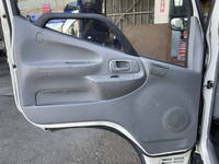 日野デュトロ平ボディ小型（2t・3t）[写真25]