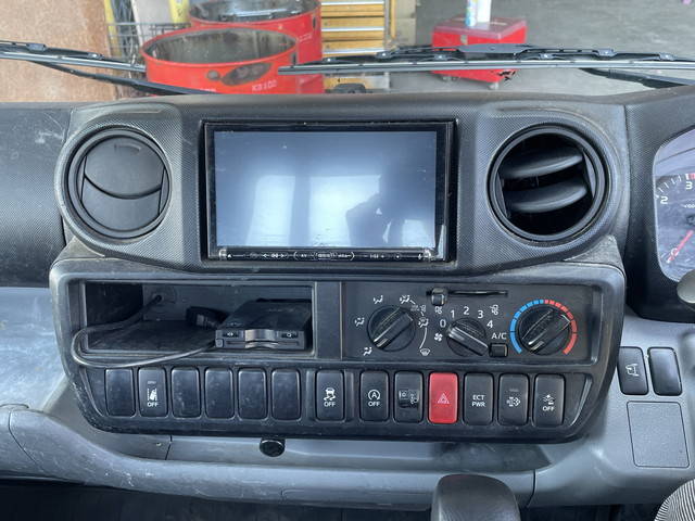 日野デュトロ平ボディ小型（2t・3t）[写真35]