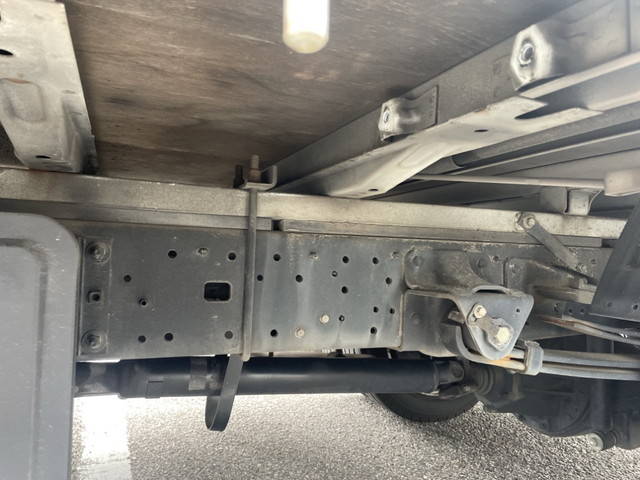 トヨタダイナ幌ウイング小型（2t・3t）[写真16]