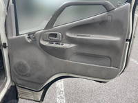 トヨタダイナ幌ウイング小型（2t・3t）[写真26]